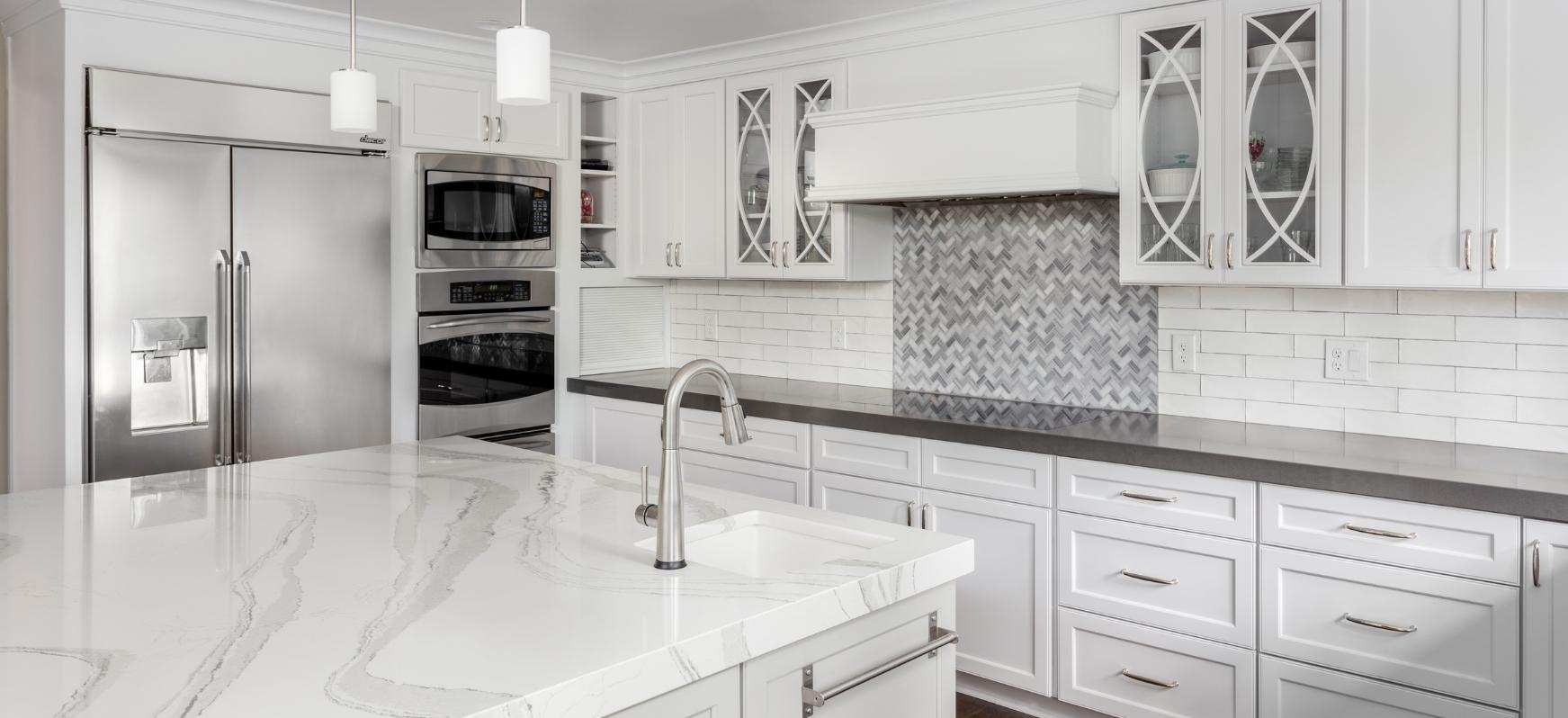 10 Gorgeous Quartz Kitchen Countertop Ideas To Take Inspiration From 8 10 | Countertops