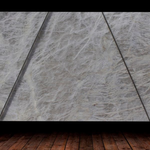 CRISTALLO PRECIOUS QUARTZITE